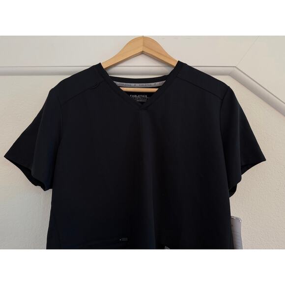 Lot of 3 NWT Fabletics Mode Scrub Tops Womens XL Black/Blue/Black - Picture 9 of 16